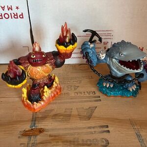Skylanders Giants Characters Lot - Hot Head & Thumpback